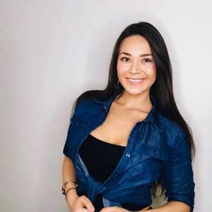 Meet your Posher, Alyssa